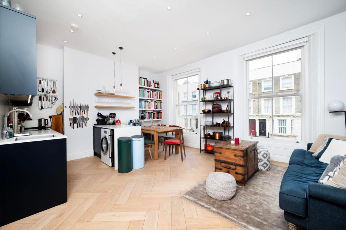 Chic 1br Maida Vale Near Parks And Little Venice Appartamento Londra